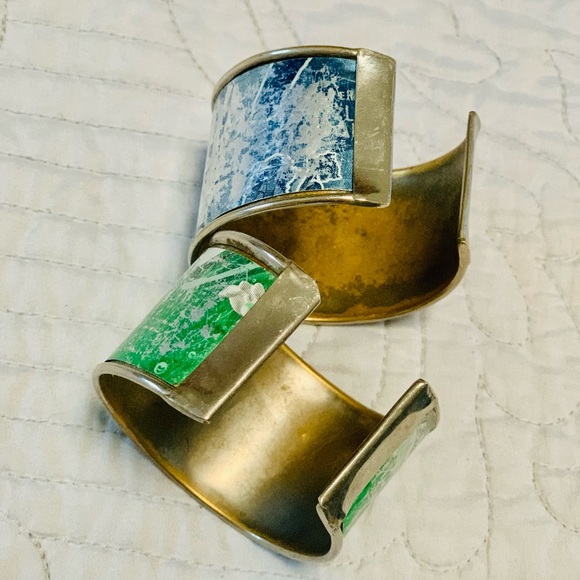 Bracelets - Picture 3 of 4